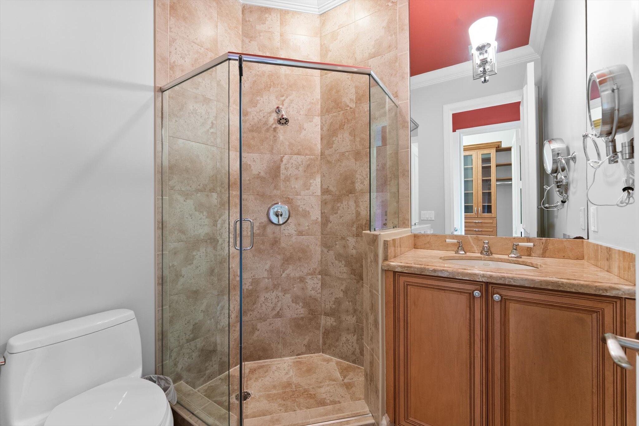 475 Northeast 4th Street Boca Raton, FL 33432 - Photo 48 of 88 Bathroom