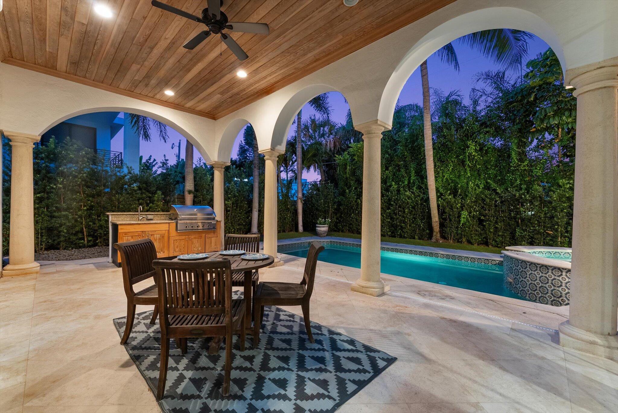 475 Northeast 4th Street Boca Raton, FL 33432 - Photo 61 of 88 Twilight Covered Patio