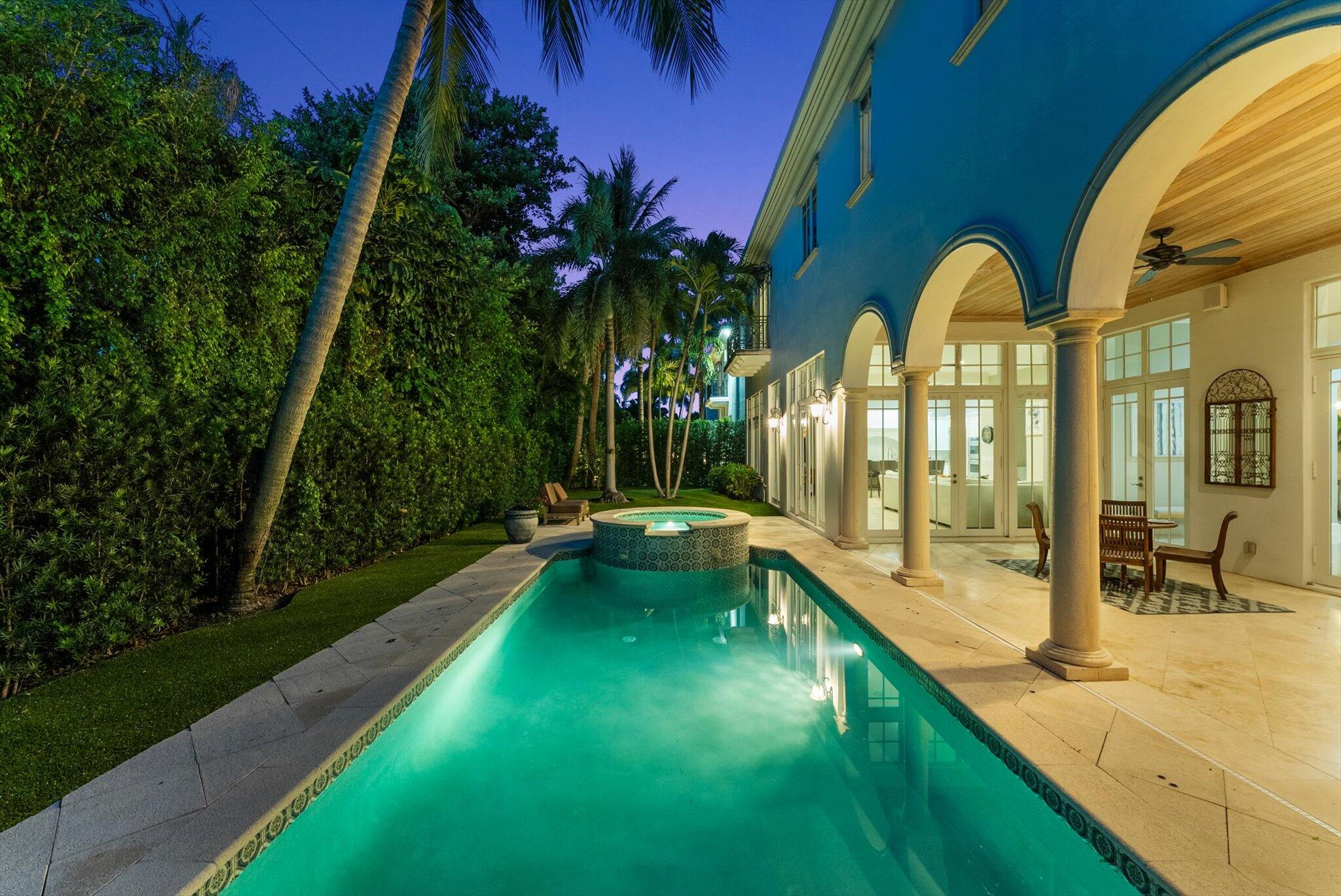 475 Northeast 4th Street Boca Raton, FL 33432 - Photo 63 of 88 Twilight Pool
