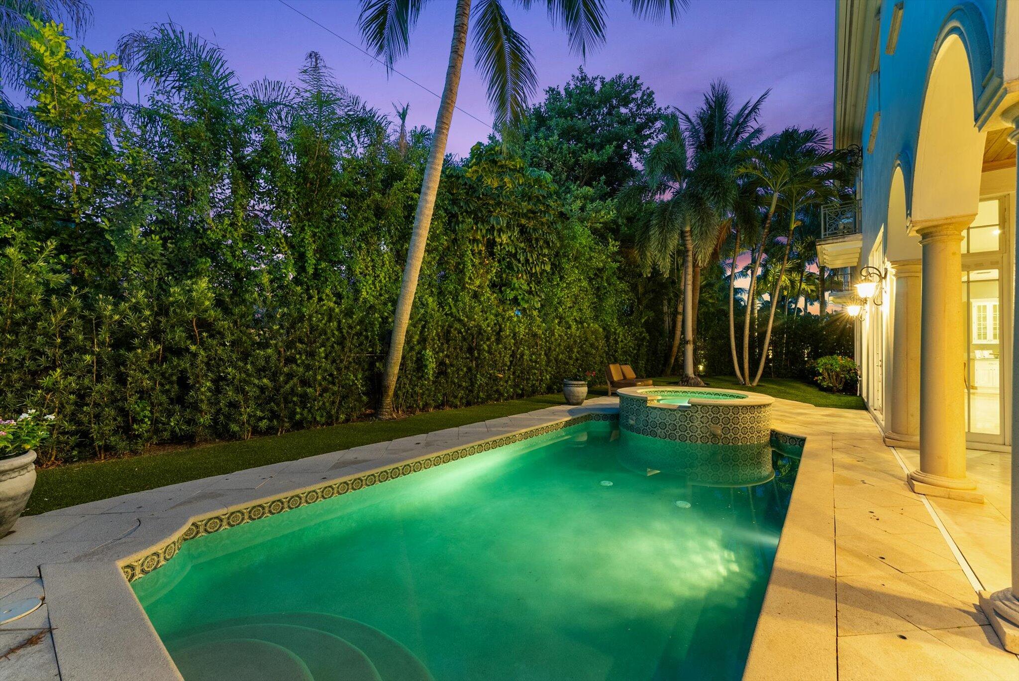 475 Northeast 4th Street Boca Raton, FL 33432 - Photo 64 of 88 Twilight Pool