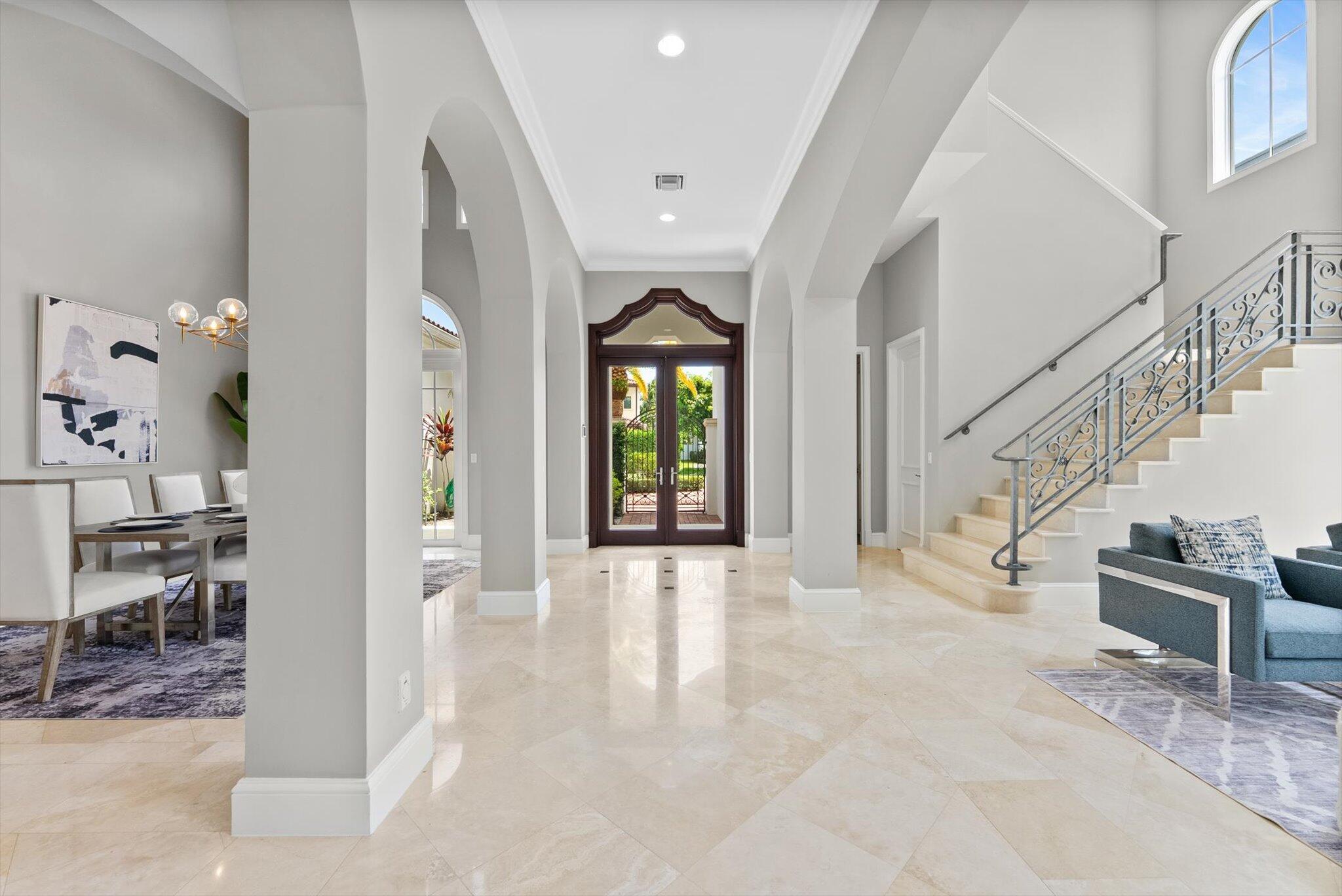 475 Northeast 4th Street Boca Raton, FL 33432 - Photo 8 of 88 Entrance