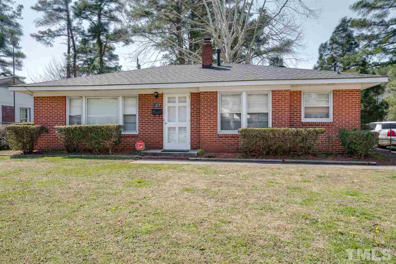 1217 Elizabeth Road West Wilson, NC 27893 - Photo 1 of 15 Gallery Image 1