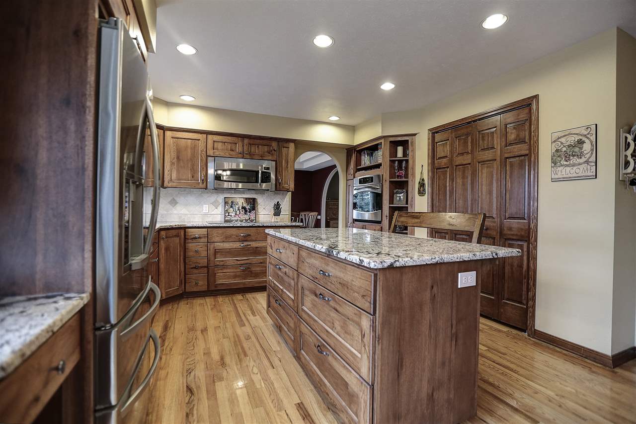 6220 South Chapman Road Greenacres, WA 99016 - Photo 3 of 20