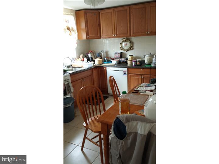 4554 Tolbut Street Philadelphia, PA 19136 - Photo 8 of 22
