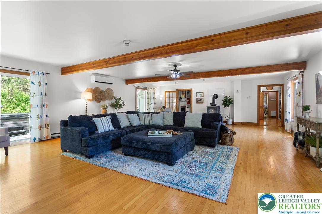 1841 Twin Pine Road Stroudsburg, PA 18360 - Photo 7 of 57