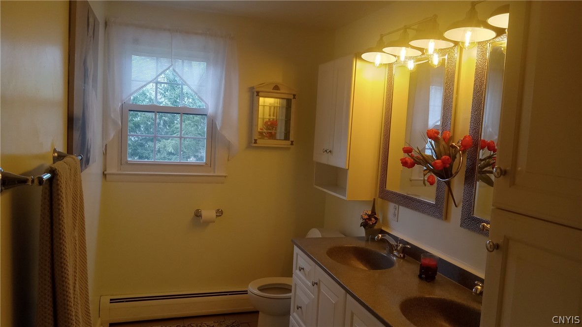 20 Hickory Drive Schroeppel, NY 13132 - Photo 10 of 19