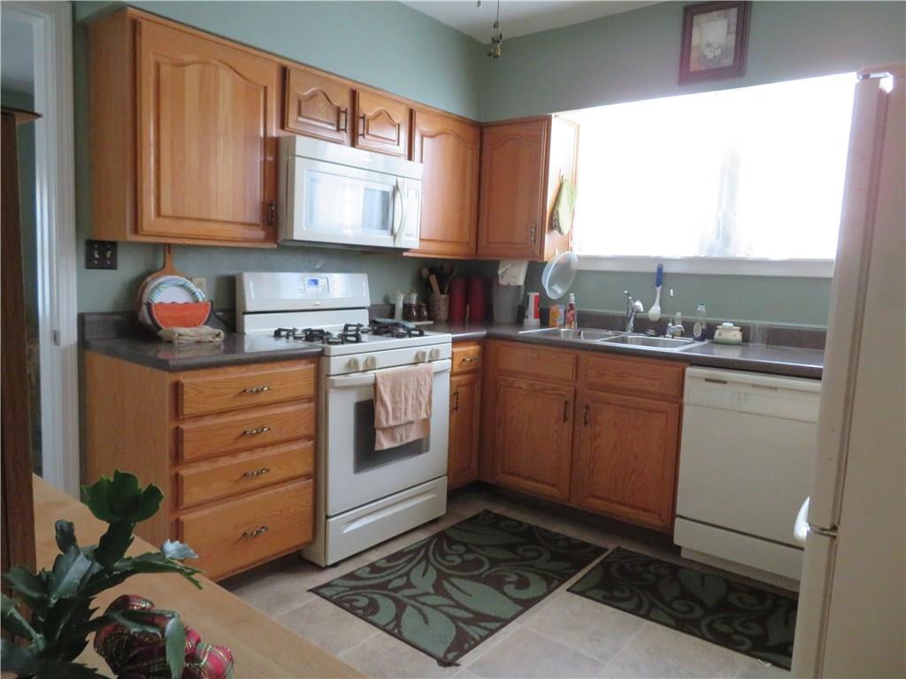 720 Armstrong Avenue Apollo, PA 15613 - Photo 14 of 25