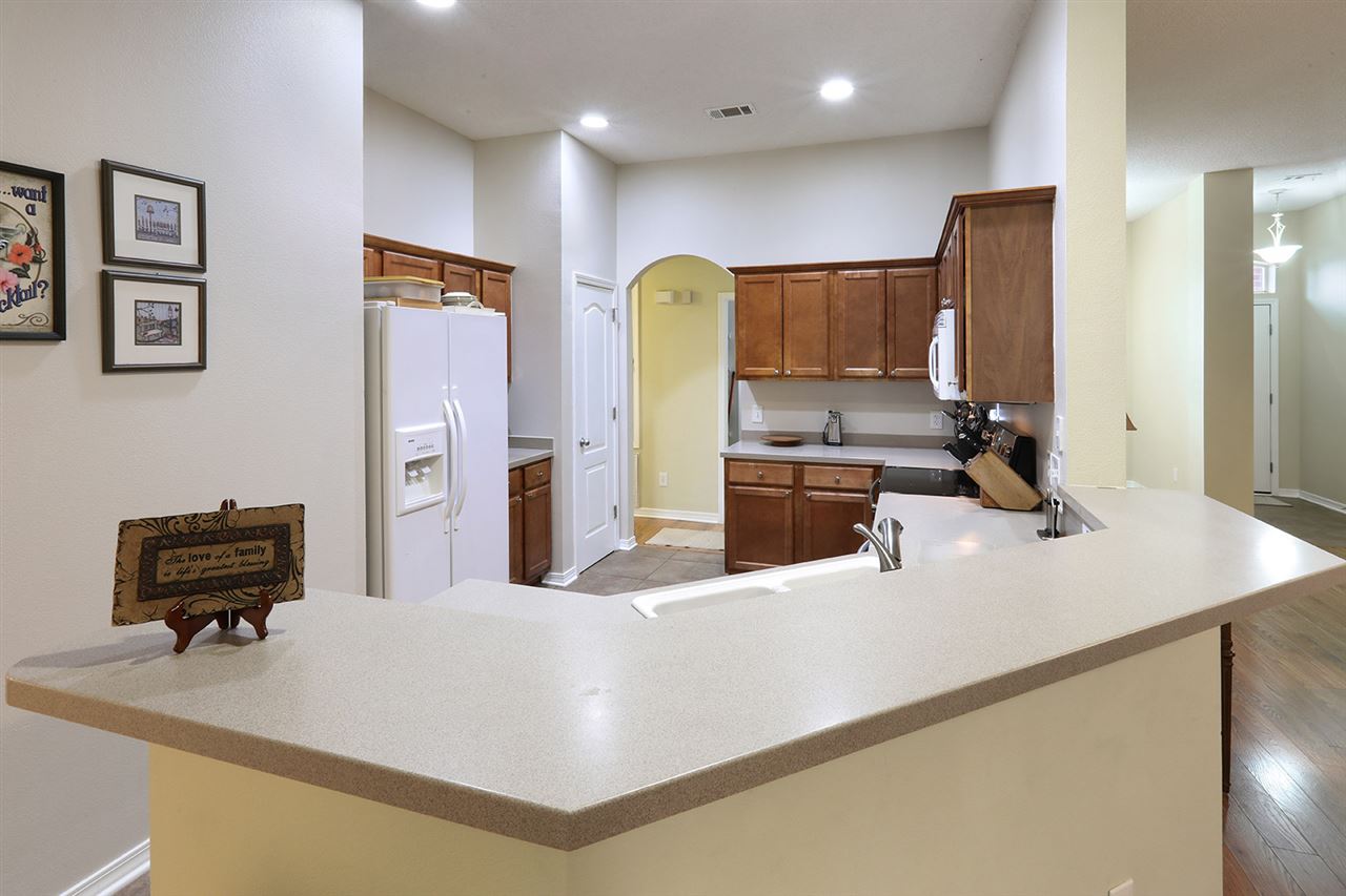 19910 Pitkin Drive Foley, AL 36535 - Photo 7 of 20 Kitchen