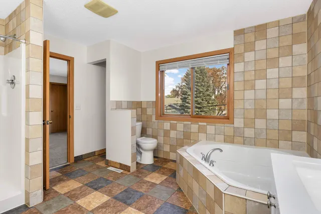 $625,000 | 4358 3rd Street Northeast, Columbia Heights, MN 55421