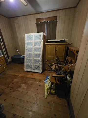 a view of utility room