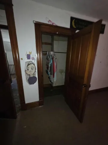 a bathroom with a toilet