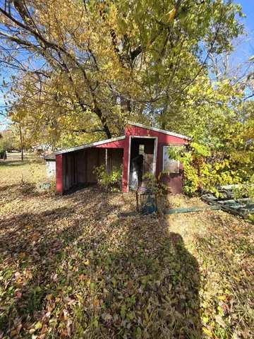 a view of a pathway of a house