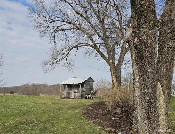 $489,000 | 50 Saddlefield Lane, Troy, MO 63379