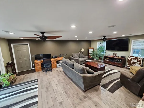 $489,000 | 50 Saddlefield Lane, Troy, MO 63379