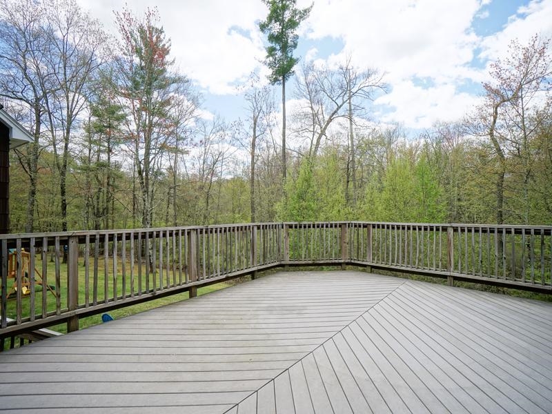 106 Page Road Litchfield, NH 03052 - Photo 45 of 52