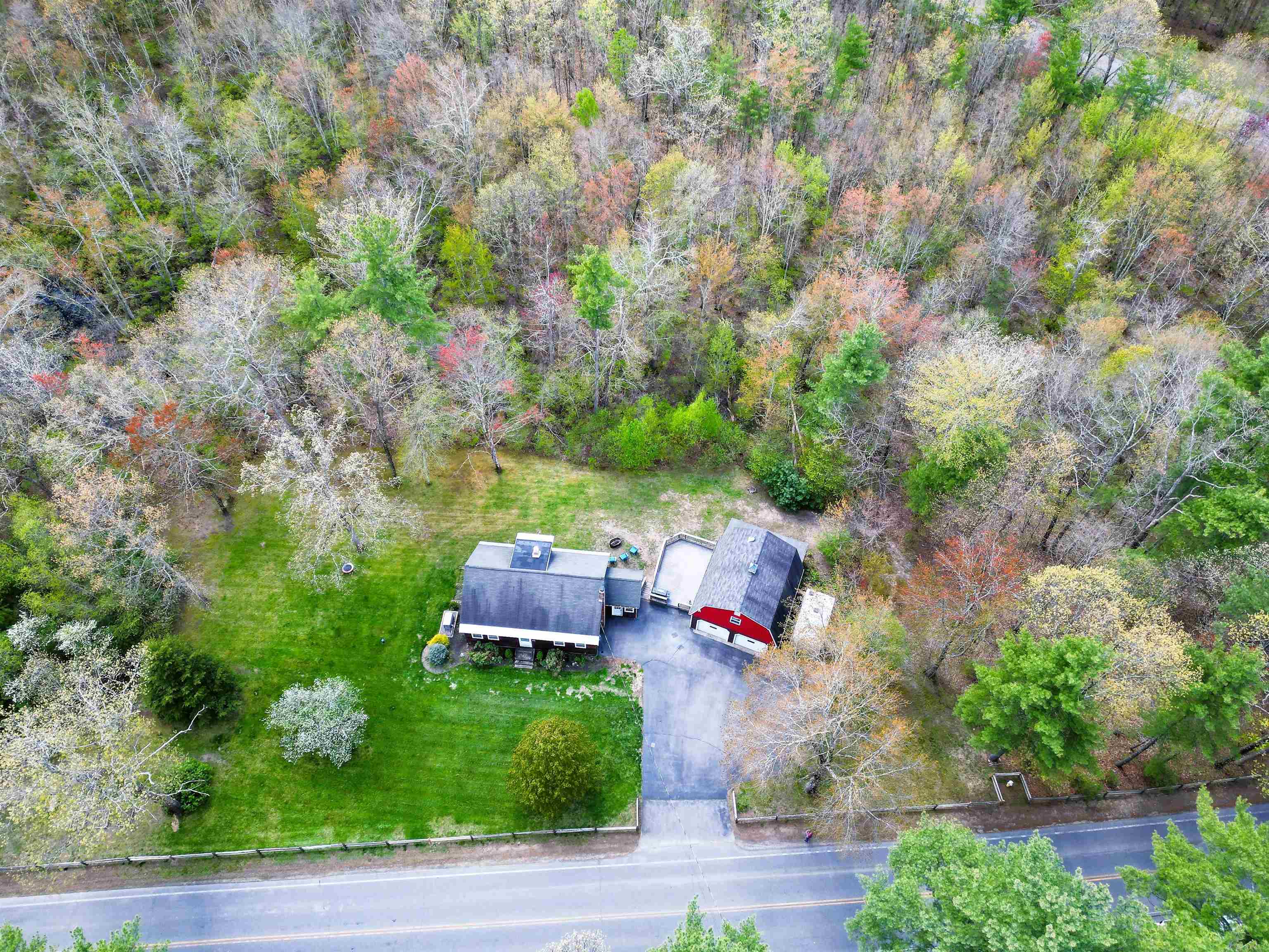 106 Page Road Litchfield, NH 03052 - Photo 49 of 52