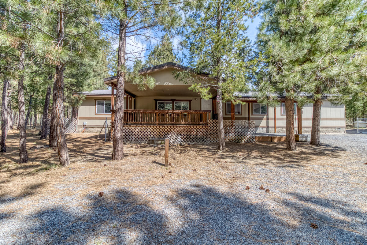 52084 Red Pine La Pine, OR 97739 - Photo 1 of 40 4 Bdrm/2 Ba home tucked in the Ponderosa Pines