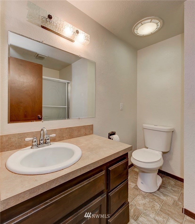 16826 Hallman Road Northwest Poulsbo, WA 98370 - Photo 14 of 25 Gallery Image 14