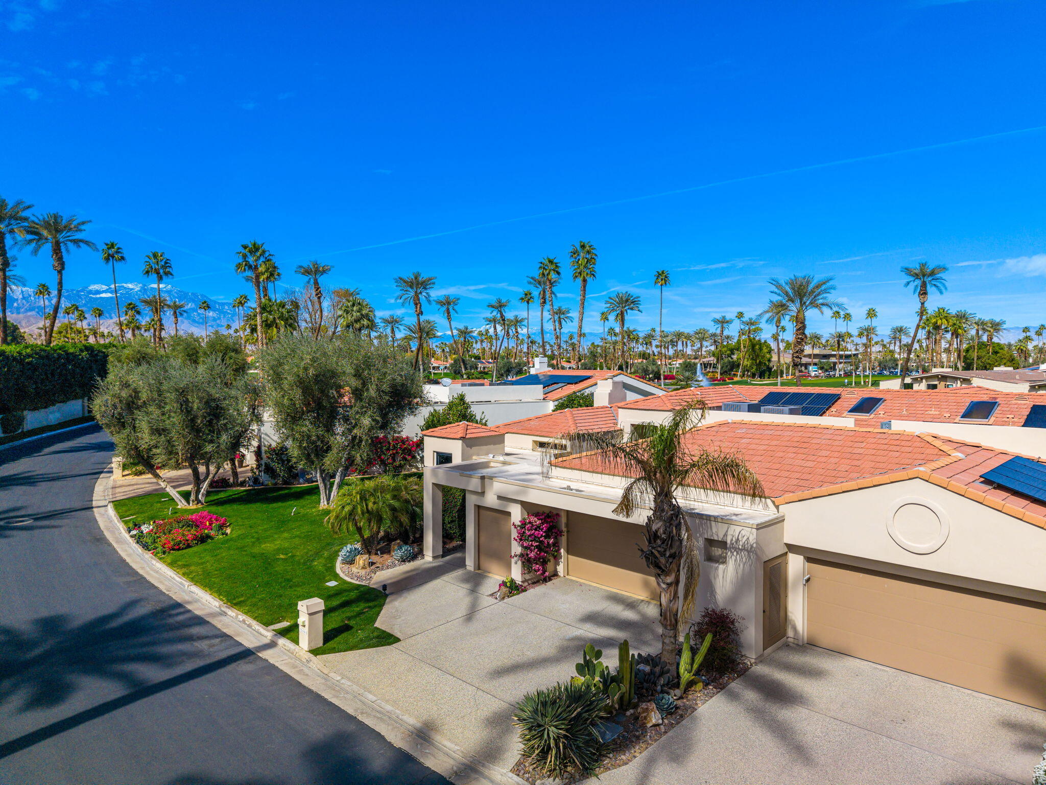 75540 Vista Del Rey Indian Wells, CA 92210 - Photo 43 of 47 12-web-or-mls-BLWVistaDelRey_OPMG_0225_0