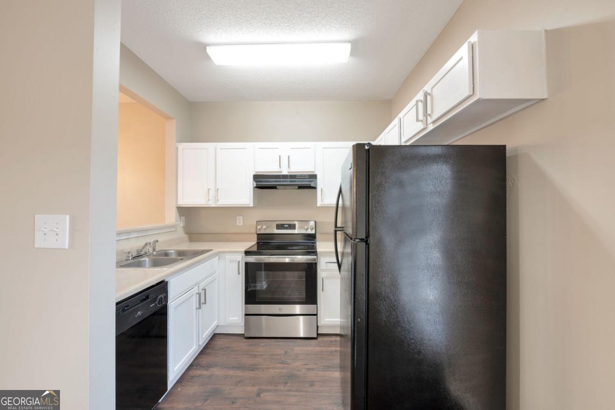 3604 Ginnis Road, Unit 2 Atlanta, GA 30331 - Photo 7 of 15