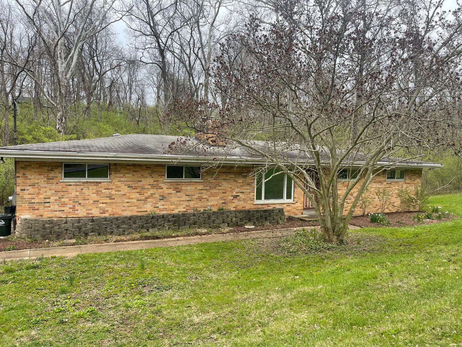 7906 Forest Road Cincinnati, OH 45255 - Photo 2 of 3 Gallery Image 2
