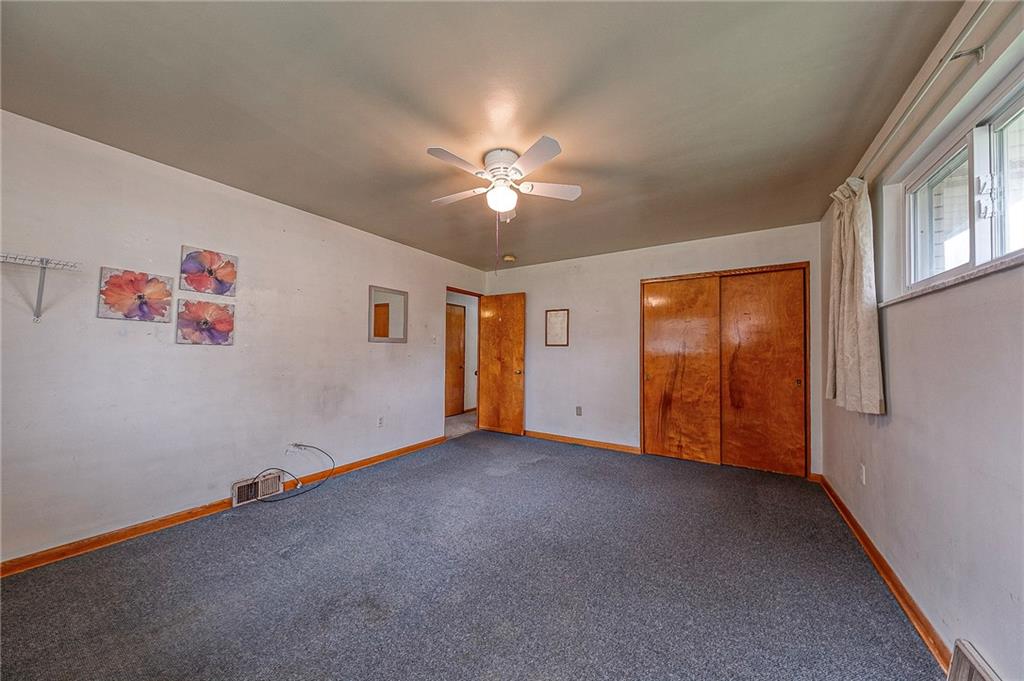 1757 Brodhead Road Coraopolis, PA 15108 - Photo 18 of 36