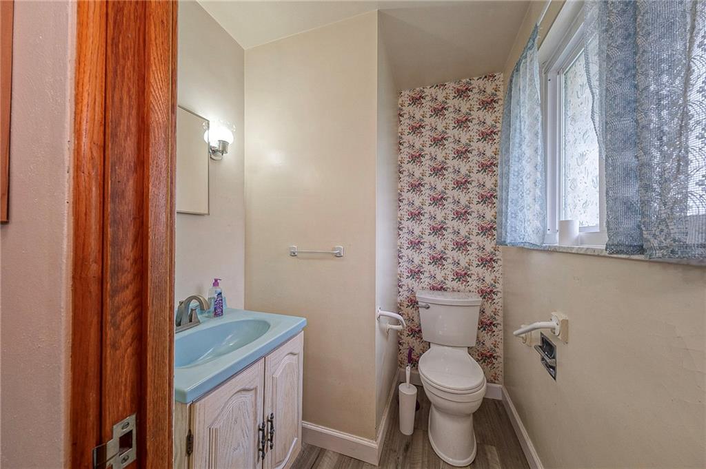 1757 Brodhead Road Coraopolis, PA 15108 - Photo 20 of 36