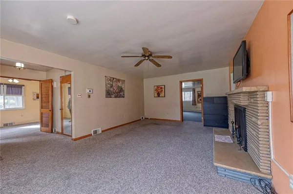 $299,900 | 1757 Brodhead Road, Coraopolis, PA 15108