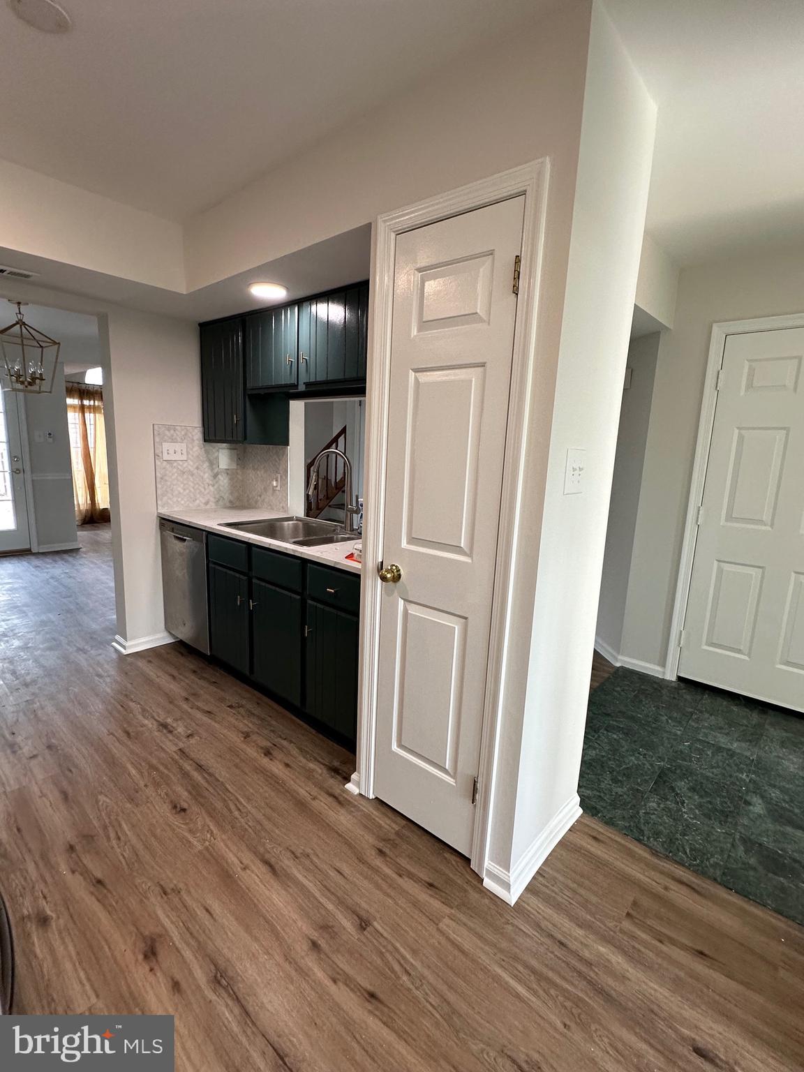 692 Danbury Court Newtown, PA 18940 - Photo 6 of 16 a view of kitchen with wooden floor