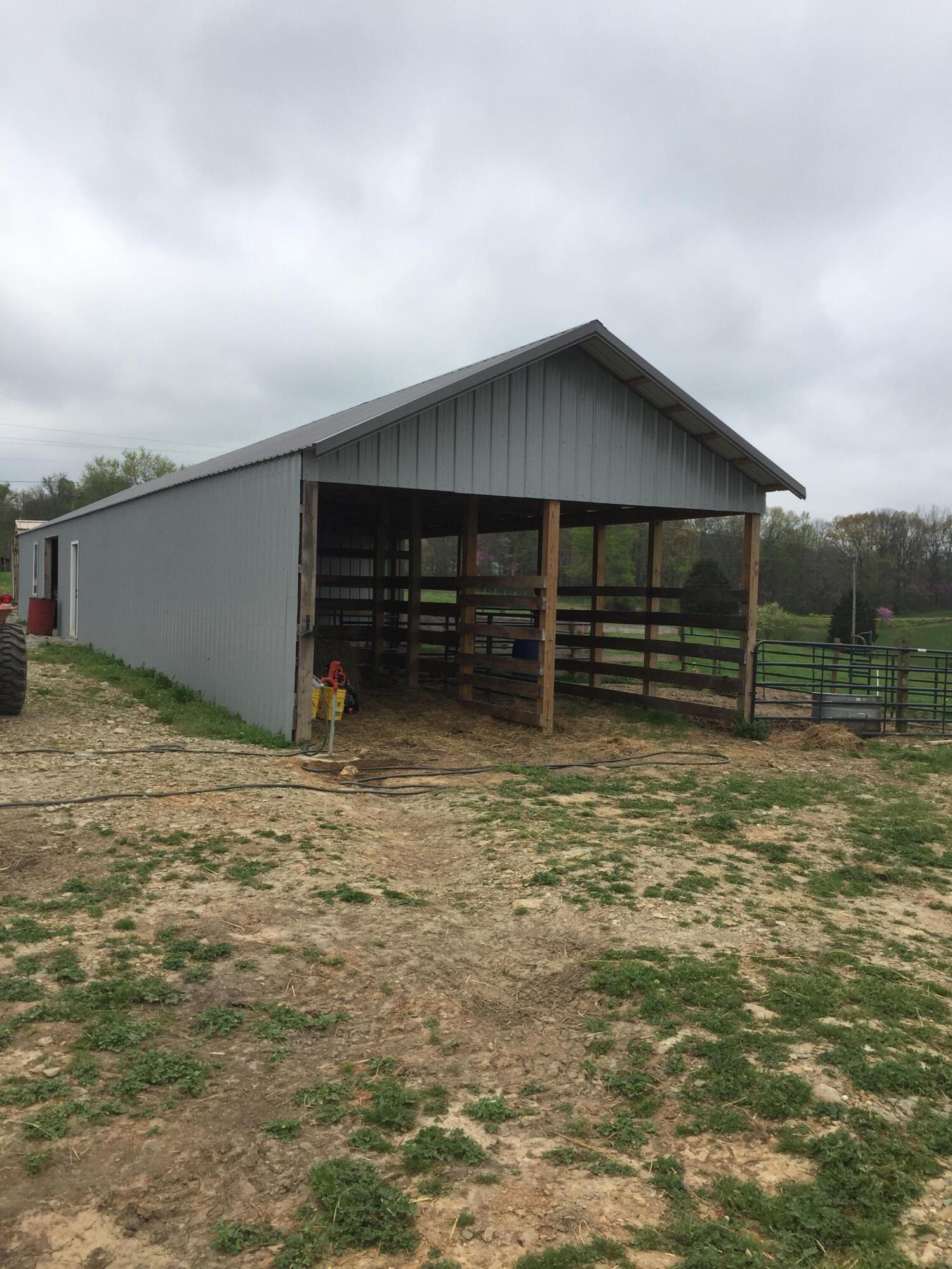 331 West Todd Road Science Hill, KY 42553 - Photo 5 of 12 IMG_1918