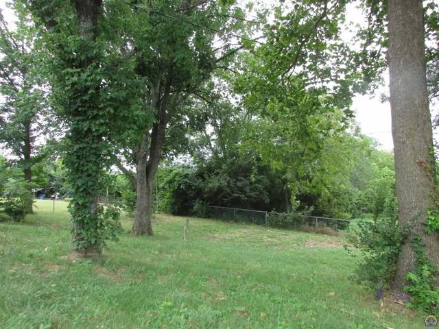 $265,000 | 5001 Northwest Pueblo Court, Topeka, KS 66618