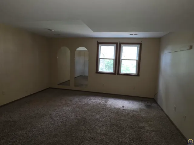 $265,000 | 5001 Northwest Pueblo Court, Topeka, KS 66618