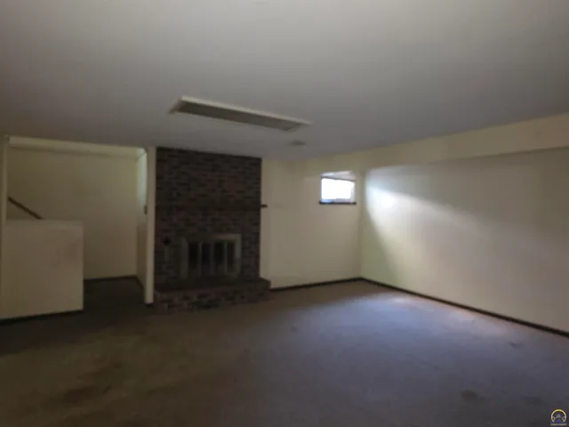 $265,000 | 5001 Northwest Pueblo Court, Topeka, KS 66618