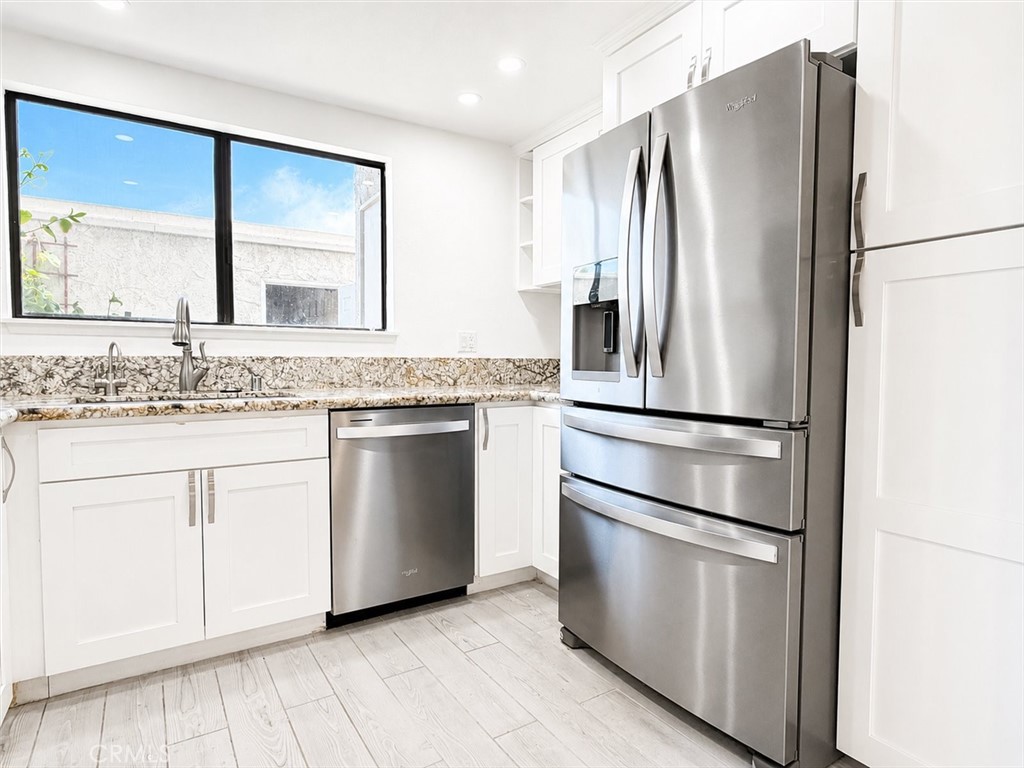 27943 Ridgebrook Court Rancho Palos Verdes, CA 90275 - Photo 13 of 42 Kitchen