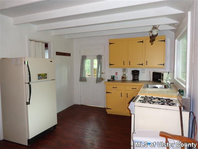 75 Schweitzer Road Chichester, NY 12416 - Photo 9 of 18 Photo 9