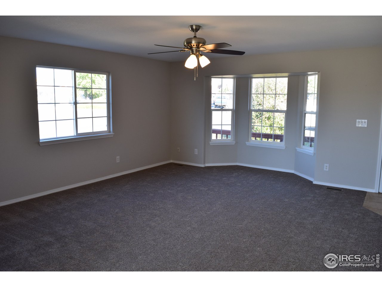 4604 West 30th Street Road Greeley, CO 80634 - Photo 6 of 25 Living Room