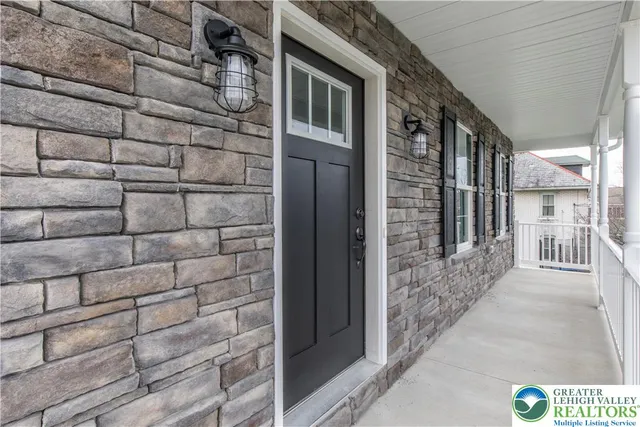 $449,900 | 6 West 1st Street, Northampton, PA 18067