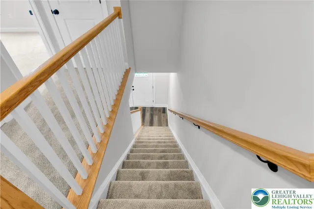 $449,900 | 6 West 1st Street, Northampton, PA 18067