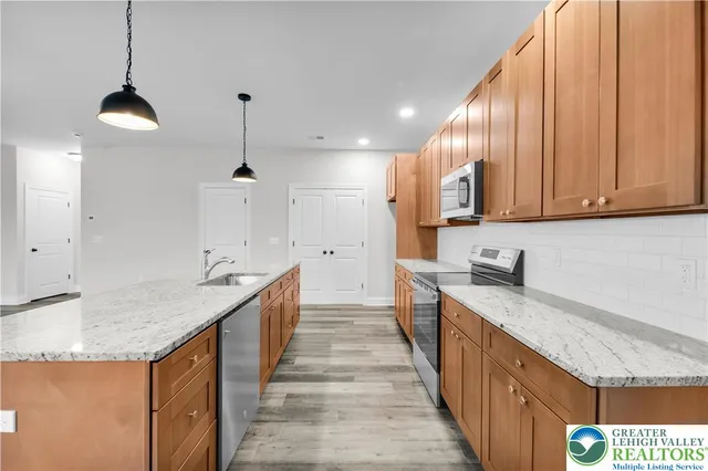 $449,900 | 6 West 1st Street, Northampton, PA 18067