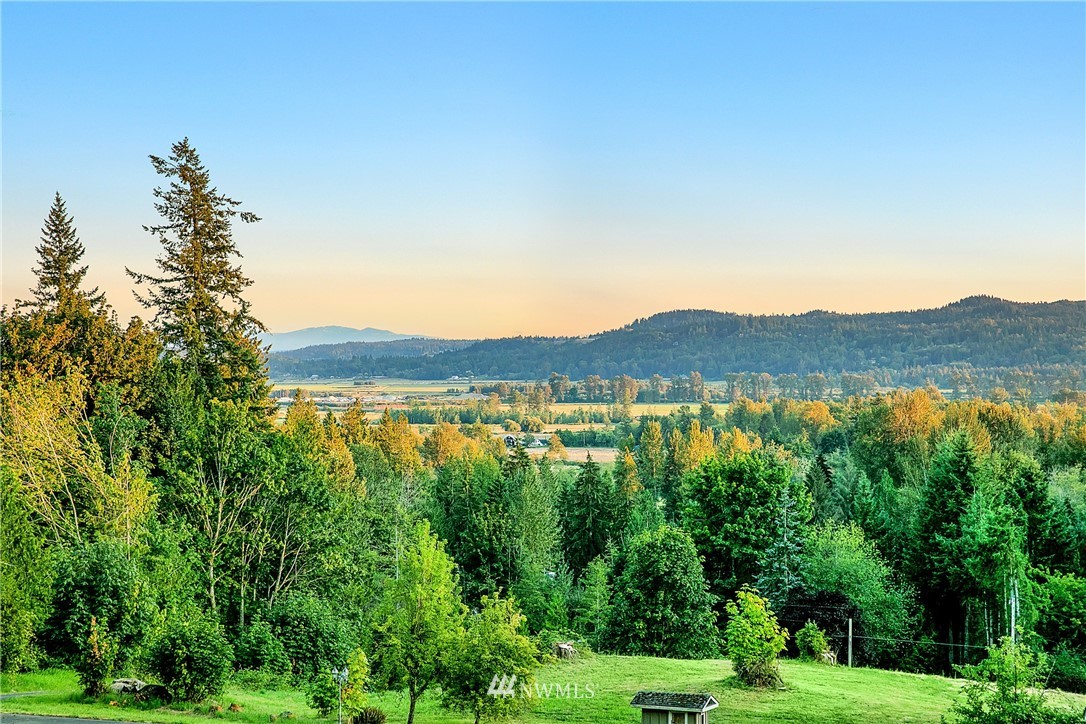15427 Westwick Road Snohomish, WA 98290 - Photo 4 of 25 Gallery Image 4