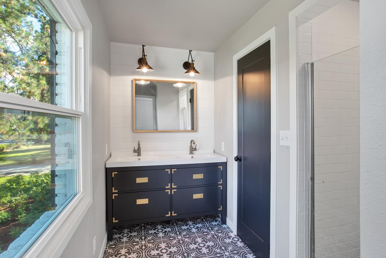 902 East Plateau Road Spokane, WA 99203 - Photo 12 of 20 Gallery Image 12