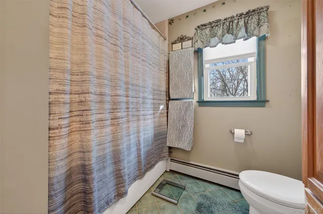 $399,900 | 21 Scotchtown Drive, Middletown, NY 10941