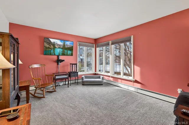 $399,900 | 21 Scotchtown Drive, Middletown, NY 10941