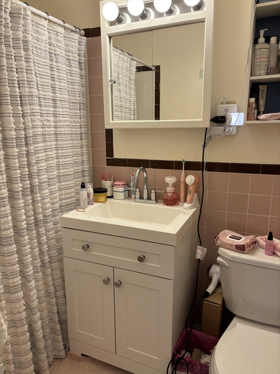 488 Beacon Street, Unit 14 Boston, MA 02115 - Photo 8 of 11