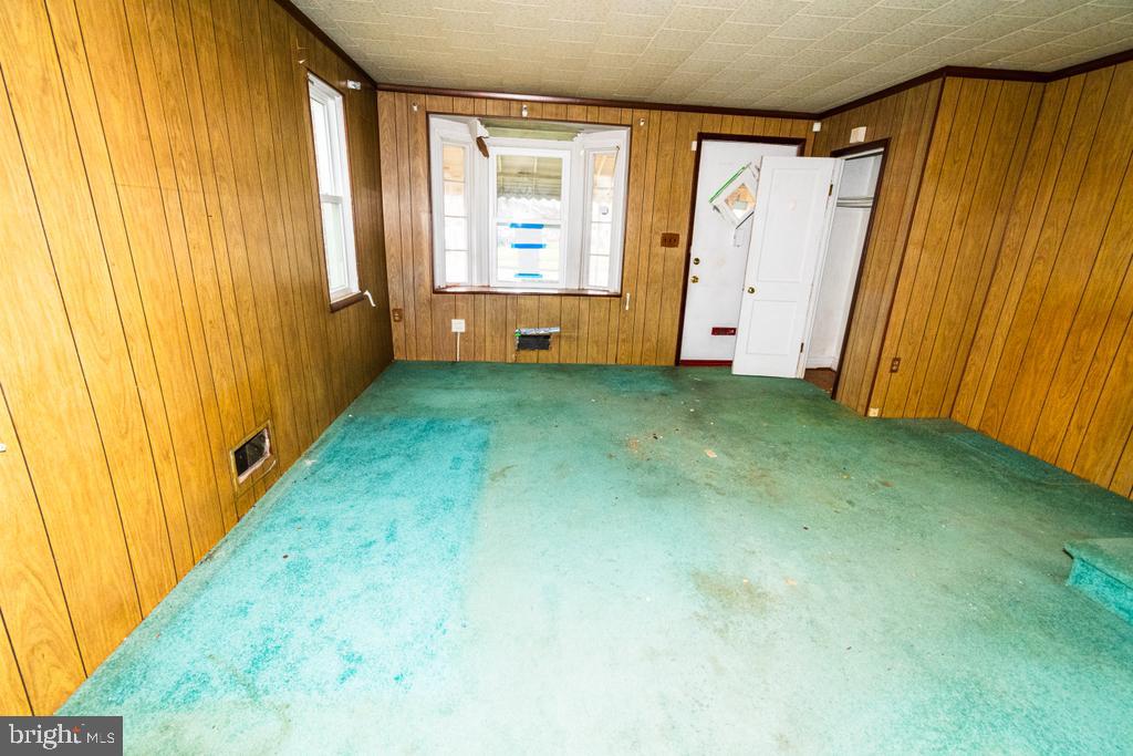 8180 Kavanagh Road Dundalk, MD 21222 - Photo 3 of 11