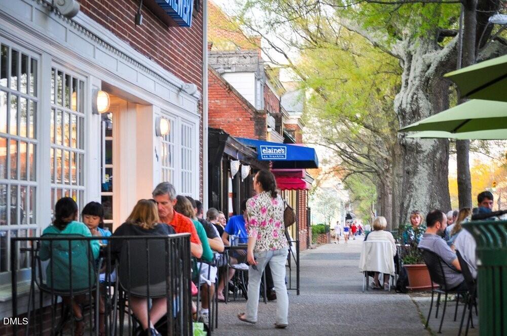 318 Ivy Rdg Road Chapel Hill, NC 27516 - Photo 45 of 47 a view of street with sitting area