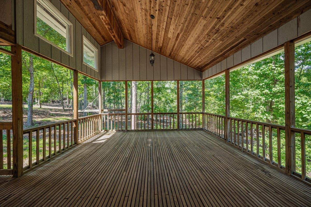 201 Stoneridge Road Spartanburg, SC 29306 - Photo 22 of 50 500 Sq Ft Back Deck/Porch