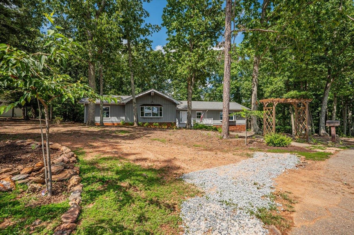 201 Stoneridge Road Spartanburg, SC 29306 - Photo 4 of 50