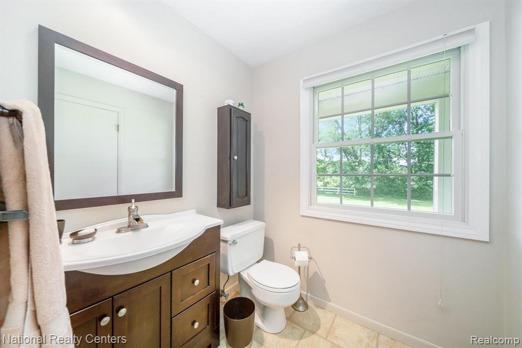 5700 Hagerman Road Leonard, MI 48367 - Photo 19 of 41