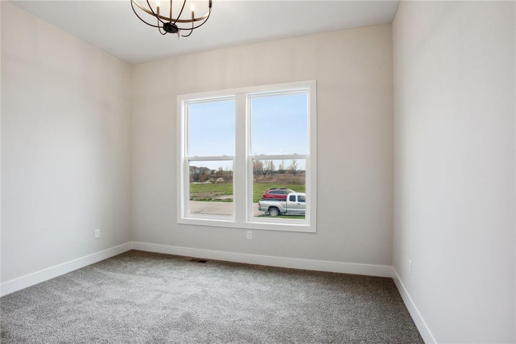 4825 Northwest Martin Street Riverside, MO 64151 - Photo 11 of 29